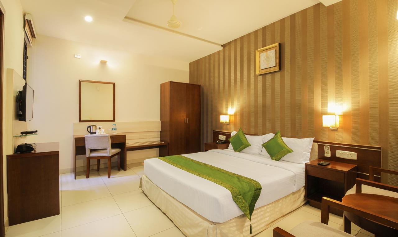 Maharaja Inn Chikmagalur Ngoại thất bức ảnh